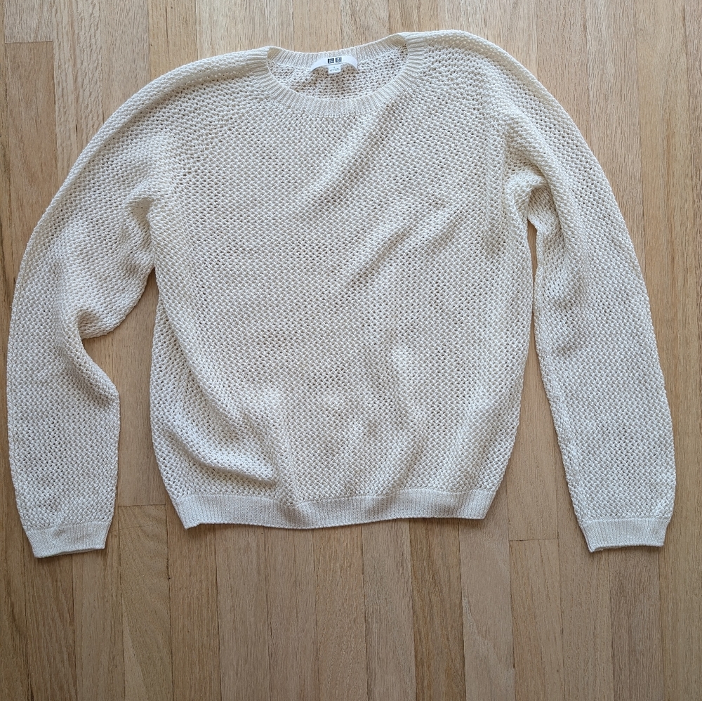 Uniqlo From Japan 3D Knit Cream Sheer Sweater (Fits Like Size Medium)